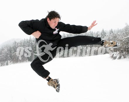 Kickboxen. Bernhard Sussitz. 8-facher Weltmeister. Klagenfurt, am 20.3.2007. Foto: Kuess
---
pressefotos, pressefotografie, kuess, qs, qspictures, sport, bild, bilder, bilddatenbank