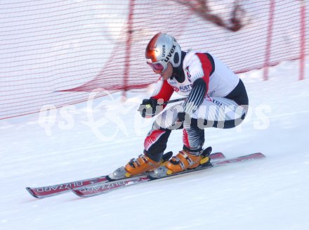 Walter Lackner, Tagesbester bei den Schimeisterschaften f?r Behinderte f?r K?rnten und Steiermark. Innerkrems, am 19.2.2005. 
---
pressefotos, pressefotografie, kuess, qs, qspictures, sport, bild, bilder, bilddatenbank