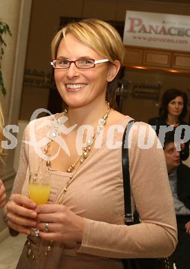 Ehrung K?rntens Sportler des Jahres 2005. Ex- Slalom Weltcupsiegerin Sabine Egger.  Klagenfurt, am 23.12.2005.
Foto: Kuess
---
pressefotos, pressefotografie, kuess, qs, qspictures, sport, bild, bilder, bilddatenbank