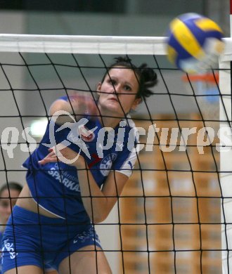 Volleyball. MEVZA. ATSC Wildcats gegen TPV Novo Mesto. Marina Novosel Klagenfurt, am 29.9.2006.
---
pressefotos, pressefotografie, kuess, qs, qspictures, sport, bild, bilder, bilddatenbank