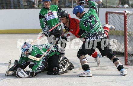 Ballhockey. K?rntner Meisterschaft. ASK? Villach. K?rntner Meister 2005. Finalspiel City Club United gegen ASK? Villach 4:5. Viktring, am 27.8.2005.
---
pressefotos, pressefotografie, kuess, qs, qspictures, sport, bild, bilder, bilddatenbank