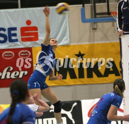 Volleyball Damen MEVZA. ATSC Wildcats gegen Senica. Marina Novosel (Wildcats). Klagenfurt, am 15.12.2006.
Foto: qspictures/Kuess
---
pressefotos, pressefotografie, kuess, qs, qspictures, sport, bild, bilder, bilddatenbank