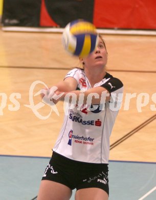 Volleyball MEVZA. ATSC Wildcats gegen Slavia Bratislava. Elena Kaaden (Wildcats). Klagenfurt, am 4.11.2006.
Foto: Kuess
---
pressefotos, pressefotografie, kuess, qs, qspictures, sport, bild, bilder, bilddatenbank