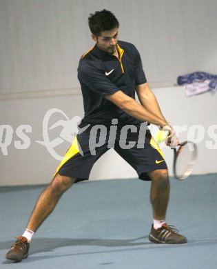 Tennis. K?rntner Hallenmeisterschaft. K?rntner Meister J?rgen G?ndera (Strassburg) . Klagenfurt, am 4.1.2007.
Foto: Pewopixx/Kuess
---
pressefotos, pressefotografie, kuess, qs, qspictures, sport, bild, bilder, bilddatenbank