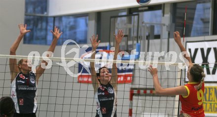 Volleyball Bundesliga Semifinale. Wildcats gegen Linz. Mernadeta Leper und Martina Magnet beim Block. Klagenfurt, am 8.4.2005.
---
pressefotos, pressefotografie, kuess, qs, qspictures, sport, bild, bilder, bilddatenbank