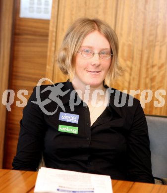 Pressekonferenz. Vertragsunterzeichnung Kelag - K?rnten Sport. Kerstin Muschet. Klagenfurt, am 26.2.2007.
Foto: Kuess
---
pressefotos, pressefotografie, kuess, qs, qspictures, sport, bild, bilder, bilddatenbank