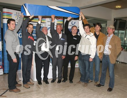 Von links: Daniel Welder, Franz Wilfan, Uni-Direktor H?dl, Landessportdirektor Reinhard Tellian, Herbert P?ck, Bernhard Profanter, Mag. Franz Preiml.
---
pressefotos, pressefotografie, kuess, qs, qspictures, sport, bild, bilder, bilddatenbank
