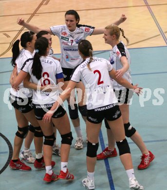 Volleyball Bundesliga Damen. ATSC Wildcats gegen Linz. Jubel Wildcats. Klagenfurt, am 17.3.2007.
Foto: Kuess
Foto: Kuess
---
pressefotos, pressefotografie, kuess, qs, qspictures, sport, bild, bilder, bilddatenbank