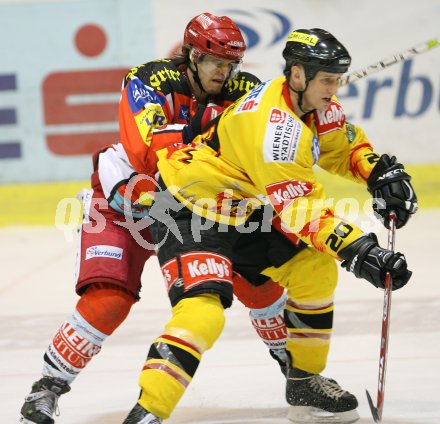 Eishockey Bundesliga. KAC gegen Vienna Capitals. Harald Ofner (KAC), Michael Craig (Caps). Klagenfurt, am 16.2.2007.
Foto: Kuess
---
pressefotos, pressefotografie, kuess, qs, qspictures, sport, bild, bilder, bilddatenbank