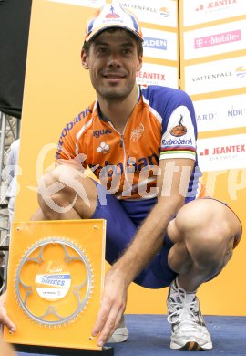 Oscar Freire; Rabobank; Spanien; Vattenfall Cyclassics Hamburg; 30.07.2006.
Foto: qspictures/Mareike Engelbrecht
---
pressefotos, pressefotografie, kuess, qs, qspictures, sport, bild, bilder, bilddatenbank