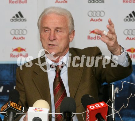 Pressekonferenz Red Bull Salzburg. Giovanni Trapattoni. Salzburg, am 8.3.2007. 
Foto: Kuess
---
pressefotos, pressefotografie, kuess, qs, qspictures, sport, bild, bilder, bilddatenbank