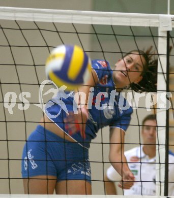 Volleyball. MEVZA. ATSC Wildcats gegen TPV Novo Mesto. Kerstin Pichler Klagenfurt, am 29.9.2006. 
---
pressefotos, pressefotografie, kuess, qs, qspictures, sport, bild, bilder, bilddatenbank