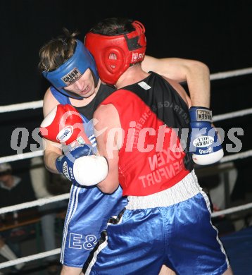 Boxen Vergleichskampf K?rnten gegen Slowenien.  Ali Chakiev (blau), (Klagenfurter Boxverein E&S), Ivan Harjacek (Kroatien). Klagenfurt, am 15.12.2006.
Foto: Kuess
---
pressefotos, pressefotografie, kuess, qs, qspictures, sport, bild, bilder, bilddatenbank