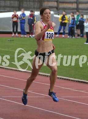 Leichtathletik. 800 Meter, Magdalena Kulnik. KLC.
---
pressefotos, pressefotografie, kuess, qs, qspictures, sport, bild, bilder, bilddatenbank