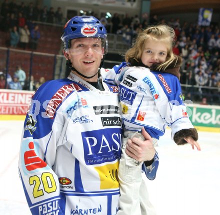 Eishockey Bundesliga. VSV gegen EC Graz 99ers. Mickey Elick (VSV). Villach, am 28.1.2007.
Foto: Kuess
---
pressefotos, pressefotografie, kuess, qs, qspictures, sport, bild, bilder, bilddatenbank