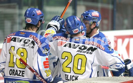 Eishockey Bundesliga. VSV gegen EC Graz 99ers. Torjubel VSV. Villach, am 28.1.2007.
Foto: Kuess
---
pressefotos, pressefotografie, kuess, qs, qspictures, sport, bild, bilder, bilddatenbank