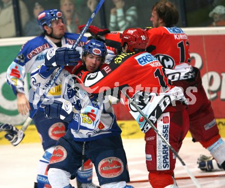 Eishockey Bundesliga. VSV gegen KAC. Rauferei.Warren Norris, Johannes Kirisits (KAC), Pfeffer, Gilbert K?hn (VSV). Villach, am 11.3.2007.
Foto: Kuess
---
pressefotos, pressefotografie, kuess, qs, qspictures, sport, bild, bilder, bilddatenbank