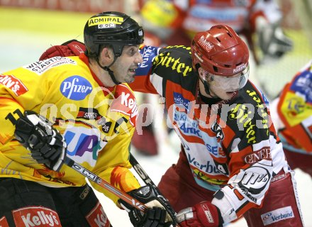 Eishockey Bundesliga. KAC gegen Vienna Capitals. Philippe Horsky (KAC), Gerald Ressmann (Caps). Klagenfurt, am 16.2.2007.
Foto: Kuess
---
pressefotos, pressefotografie, kuess, qs, qspictures, sport, bild, bilder, bilddatenbank