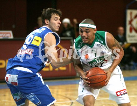 Basketball. W?rthersee Piraten gegen Gunners Oberwart. Anthony Shavies (Piraten), Christoph Nagler (Oberwart). Klagenfurt, 10.3.2007.
Foto: Kuess
---
pressefotos, pressefotografie, kuess, qs, qspictures, sport, bild, bilder, bilddatenbank