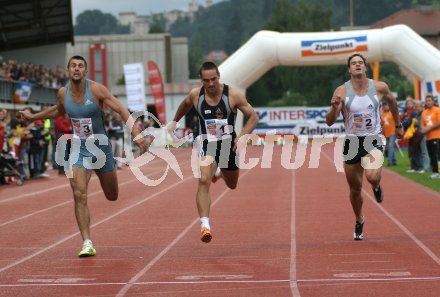 Wolfsberg, K?rnten, ?sterreich. 100 Minuten Zehnkampf. 100 Meter Lauf.
Von links: Aleksandr Pogorelov (Russland), Roman Sebrle (Tschechien) und Attila Zsivoczky (Ungarn). Wolfsberg, am 26.8.2005.
Foto: Kuess

---
pressefotos, pressefotografie, kuess, qs, qspictures, sport, bild, bilder, bilddatenbank