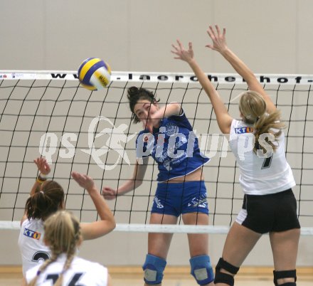 Volleyball Bundesliga. Cup. ATSC Wildcats gegen AVC Klagenfurt. Martina Magnet (ATSC), Kristina Thurner (AVC). Klagenfurt, am 3.12.2006.
Foto: Kuess
---
pressefotos, pressefotografie, kuess, qs, qspictures, sport, bild, bilder, bilddatenbank