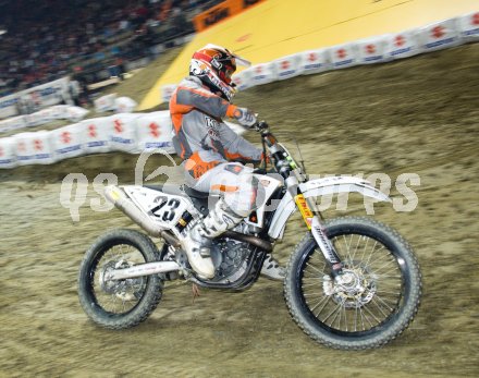 Super Cross Over  in der Olympia-Halle, Muenchen,  am 15.12.2006 . Marco Dube.
?qspictures/Martin Hangen


---
pressefotos, pressefotografie, kuess, qs, qspictures, sport, bild, bilder, bilddatenbank