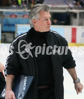 Eishockey Bundesliga. VSV gegen Vienna Capitals. VSV Trainer Greg Holst. Villach, am 9.3.2007.
Foto: Kuess
---
pressefotos, pressefotografie, kuess, qs, qspictures, sport, bild, bilder, bilddatenbank