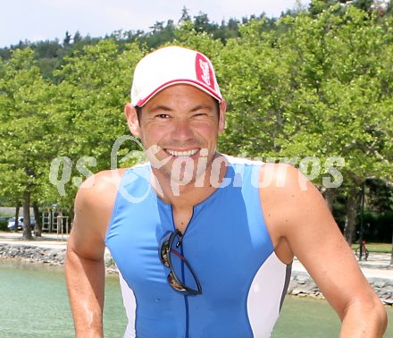Triathlon. Ironman. Rudern. Martin Kobau. Ex-Weltmeister. Klagenfurt, am 9.7.2006.
---
pressefotos, pressefotografie, kuess, qs, qspictures, sport, bild, bilder, bilddatenbank