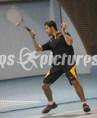 Tennis. K?rntner Hallenmeisterschaft. K?rntner Meister J?rgen G?ndera (Strassburg) . Klagenfurt, am 4.1.2007.
Foto: Pewopixx/Kuess
---
pressefotos, pressefotografie, kuess, qs, qspictures, sport, bild, bilder, bilddatenbank