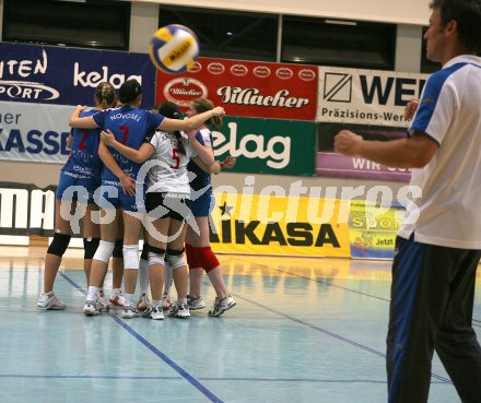 Volleyball. MEVZA. ATSC Wildcats gegen TPV Novo Mesto. Siegerjubel. Klagenfurt, am 29.9.2006.
---
pressefotos, pressefotografie, kuess, qs, qspictures, sport, bild, bilder, bilddatenbank