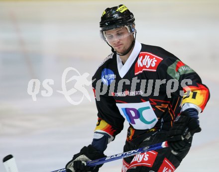 Eishockey Bundesliga. VSV gegen Vienna Capitals. Harlan Pratt (Caps). Villach, am 9.3.2007.
Foto: Kuess
---
pressefotos, pressefotografie, kuess, qs, qspictures, sport, bild, bilder, bilddatenbank