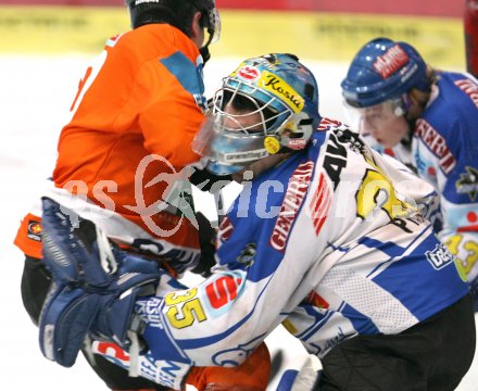 Eishockey Bundesliga. VSV gegen EC Graz 99ers. Gert Prohaska (VSV), Jari Suorsa (Graz). Villach, am 28.1.2007.
Foto: Kuess
---
pressefotos, pressefotografie, kuess, qs, qspictures, sport, bild, bilder, bilddatenbank