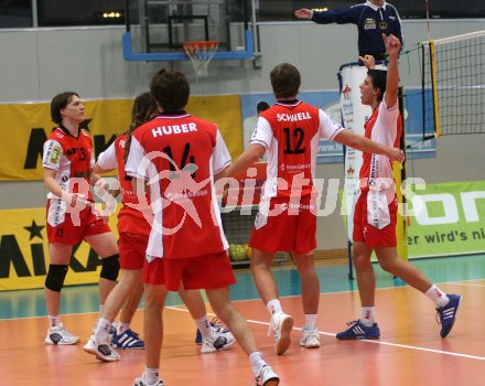 Volleyball. Cup Final Four. SK Posojilnica Aich/Dob gegen Hypo VBK Klagenfurt. Jubel HYPO. Klagenfurt, 25.2.2007
Foto: Kuess
---
pressefotos, pressefotografie, kuess, qs, qspictures, sport, bild, bilder, bilddatenbank