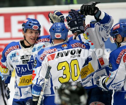 Eishockey Bundesliga. VSV gegen EHC Liwest Linz. Torjubel VSV. Villach, am 15.3.2007.
Foto: Kuess
---
pressefotos, pressefotografie, kuess, qs, qspictures, sport, bild, bilder, bilddatenbank