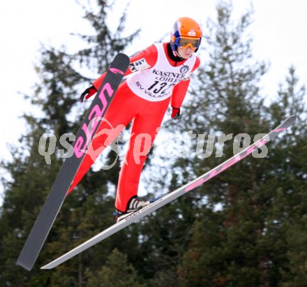 Schispringen K?rntner Meisterschaft. Tanja Drage (SV Achomitz). Villach, am 13.1.2007.
Foto: Kuess
---
pressefotos, pressefotografie, kuess, qs, qspictures, sport, bild, bilder, bilddatenbank