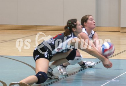 Volleyball Bundesliga Semifinale. Wildcats.Daniela Fankenhauser und Elena Kaaden in Teamarbeit.
---
pressefotos, pressefotografie, kuess, qs, qspictures, sport, bild, bilder, bilddatenbank