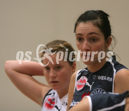 Volleyball Bundesliga Semifinale. Wildcats. Entt?uschende Mienen bei Elena Kaaden und Martina Magnet.
---
pressefotos, pressefotografie, kuess, qs, qspictures, sport, bild, bilder, bilddatenbank