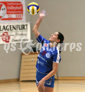 Volleyball Damen MEVZA. ATSC Wildcats gegen Senica. Kerstin Pichler (Wildcats).  Klagenfurt, am 15.12.2006.
Foto: qspictures/Kuess
---
pressefotos, pressefotografie, kuess, qs, qspictures, sport, bild, bilder, bilddatenbank