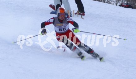 Alpe Adria Jugendwinterspiele im Tessin (Schweiz). David Verderber auf dem Weg zur Goldmedaille im Slalom.
---
pressefotos, pressefotografie, kuess, qs, qspictures, sport, bild, bilder, bilddatenbank
