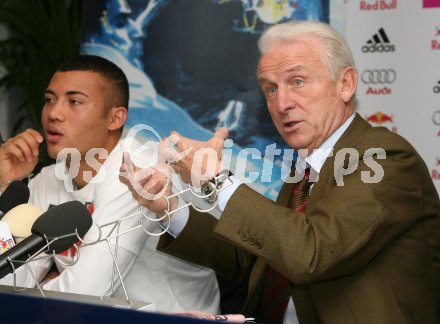 Pressekonferenz Red Bull Salzburg. Giovanni Trapattoni.  Salzburg, am 8.3.2007.
Foto: Kuess
---
pressefotos, pressefotografie, kuess, qs, qspictures, sport, bild, bilder, bilddatenbank