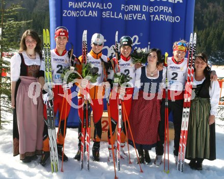 Nordische  Kombination. Juniorenweltmeisterschaft Teambewerb in Tarvis. Alfred Rainer, Johannes Weiss,Tomaz Druml, Marco Pichlmayer, (?sterreich). Juniorenweltmeister im Teambewerb. Tarvis, 16.3.2007. 
Foto: Kuess
---
pressefotos, pressefotografie, kuess, qs, qspictures, sport, bild, bilder, bilddatenbank