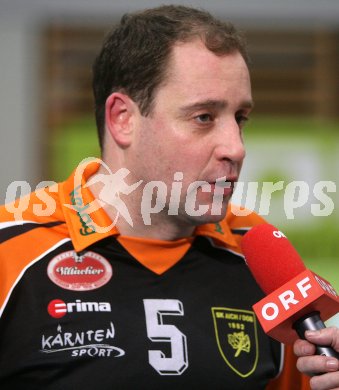 Volleyball Cup Final Four. SK Aich/Dob gegen Hartberg. Micheu Martin (SK Aich/Dob). Klagenfurt, am 26.2.2007.
Foto: Kuess
---
pressefotos, pressefotografie, kuess, qs, qspictures, sport, bild, bilder, bilddatenbank