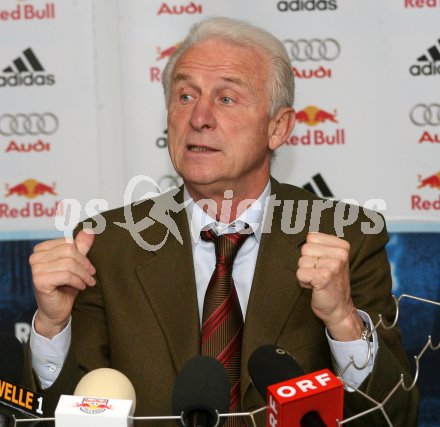 Pressekonferenz Red Bull Salzburg. Giovanni Trapattoni. Salzburg, am 8.3.2007. 
Foto: Kuess
---
pressefotos, pressefotografie, kuess, qs, qspictures, sport, bild, bilder, bilddatenbank