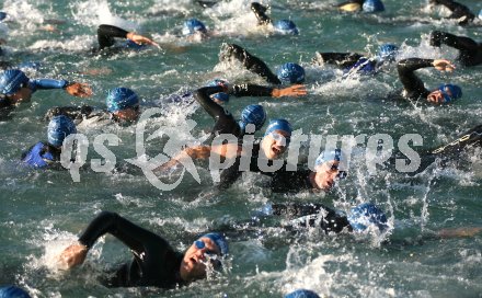 Ironman. Triathlon. Schwimmen. Start. Klagenfurt, am 16.7.2006.
---
pressefotos, pressefotografie, kuess, qs, qspictures, sport, bild, bilder, bilddatenbank