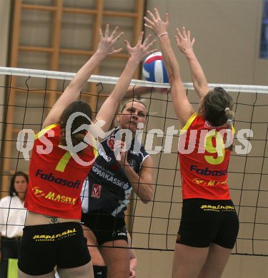 Volleyball Bundesliga Semifinale. Wildcats gegen Linz. Bernadeta Leper. Klagenfurt, am 8.4.2005.
---
pressefotos, pressefotografie, kuess, qs, qspictures, sport, bild, bilder, bilddatenbank