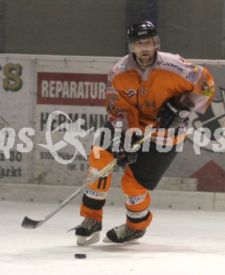 Eishockey Elite Liga. V?lkermarkt gegen Steindorf. Andreas Moschik (V?lkermarkt). V?lkermarkt, am 13.1.2007.
Foto: Nadja Kuess  
---
pressefotos, pressefotografie, kuess, qs, qspictures, sport, bild, bilder, bilddatenbank