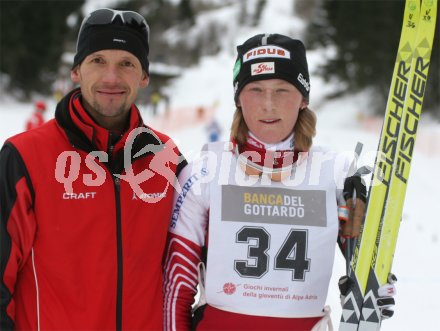 Alpe Adria Jugendwinterspiele im Tessin (Schweiz).Kerstin Muschet Gewinnerin der  Bronzemedaille ?ber 5 Km klassisch mit Trainer Johann Standmann.
---
pressefotos, pressefotografie, kuess, qs, qspictures, sport, bild, bilder, bilddatenbank