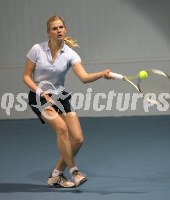 Tennis. K?rntner Hallenmeisterschaft. Vizemeisterin Lisa Schoppitsch (UNION Klagenfurt). Klagenfurt, am 4.1.2007.
Foto: Pewopixx/Kuess
---
pressefotos, pressefotografie, kuess, qs, qspictures, sport, bild, bilder, bilddatenbank