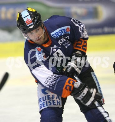 Eishockey Bundesliga. KAC gegen Graz 99ers. Robert Guillet (Graz). Klagenfurt, am 14.1.2007.
Foto: Kuess
---
pressefotos, pressefotografie, kuess, qs, qspictures, sport, bild, bilder, bilddatenbank