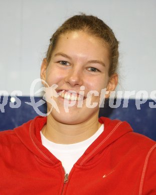 Tennis. K?rntner Hallenmeisterschaft.  K?rntner Meisterin Birgit Ritschka (Union Klagenfurt), Trainer . Klagenfurt, am 4.1.2007.
Foto: Pewopixx/Kuess
---
pressefotos, pressefotografie, kuess, qs, qspictures, sport, bild, bilder, bilddatenbank